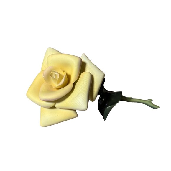 Avon 1987 Seasons Bloom Collection Yellow Rose Porcelain Flower Vintage - Picture 1 of 8